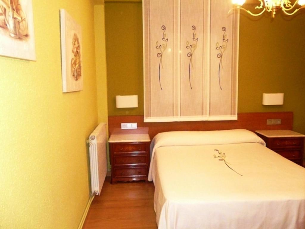 Apartamento Turistico Guara Casa Castro Μπαρμπάστρο Δωμάτιο φωτογραφία